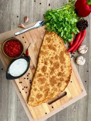 Chebureki with beef — Palchiki Oblizhesh café, Nha Trang
